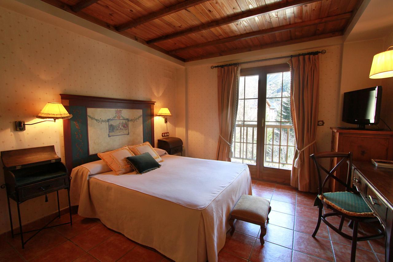 Sallent de Gállego Hotel Bocale מראה חיצוני תמונה